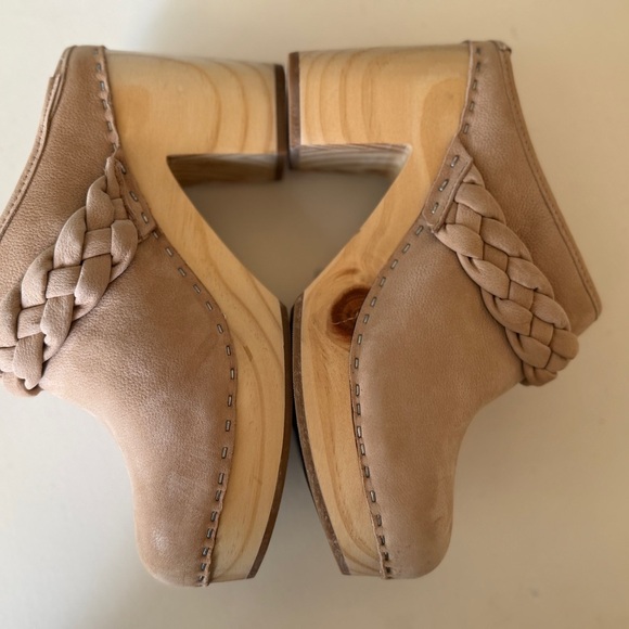 Dolce Vita Braided Beige Mules size 9.5 - Picture 5 of 10